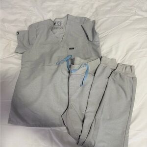 Figs Space Gray Scrub Set